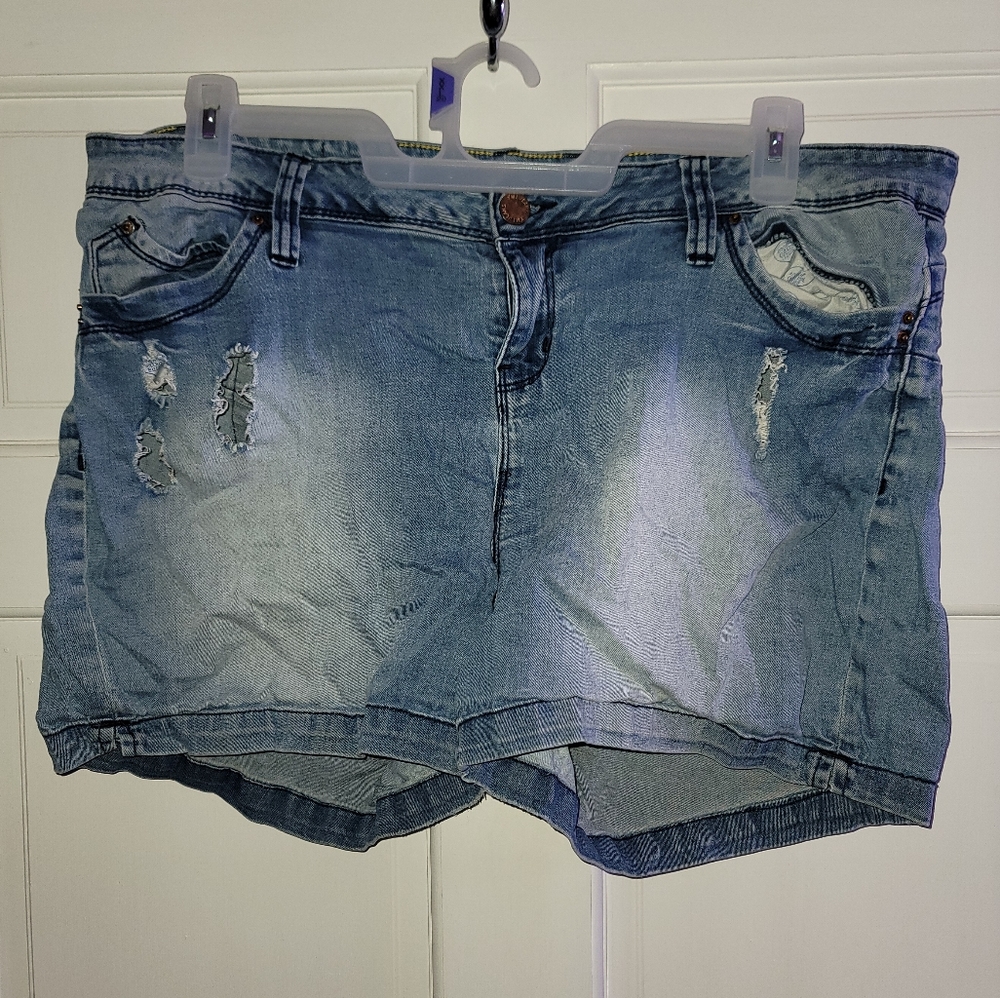 YMI, size 16 jean shorts